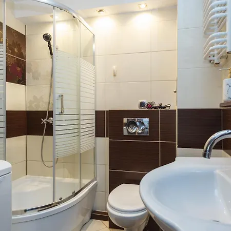 Privatunterkunft Plac Uniwersytecki 15b *